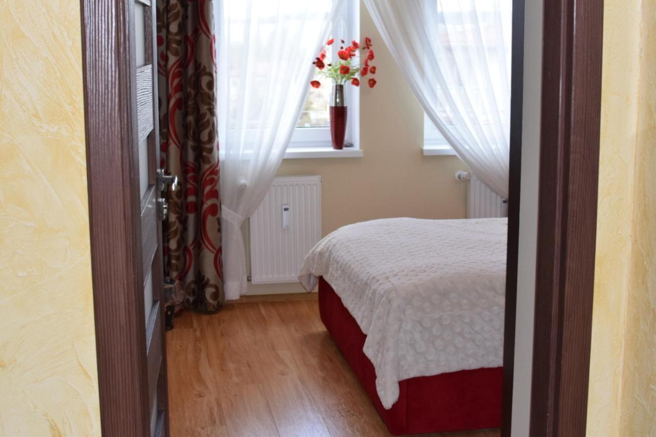 Apartament Galeria Warminska オルシュティン エクステリア 写真